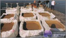 1. Harvest the artemia cysts at each autumn by fish ship at BoHai Bay. 1. Harvest the artemia cysts at each autumn by fish ship at BoHai Bay.